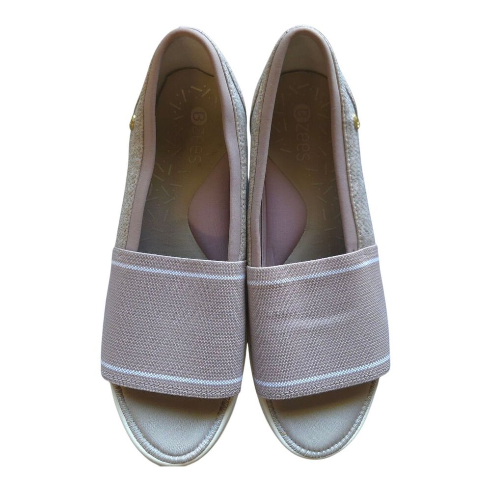 BZEES Dakota Sandals Lavender Purple Wedges SIze 10W